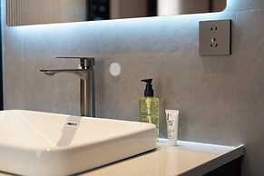 World Hotel Kaifeng Gulou Square Branch