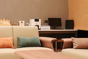 World Hotel Kaifeng Gulou Square Branch