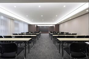 World Hotel Kaifeng Gulou Square Branch