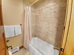 Deer Valley Escapes - Park City Ski Resort Condos