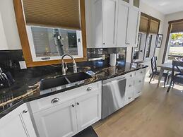 Deer Valley Escapes - Park City Ski Resort Condos