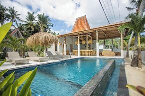 Sunset House Ceningan