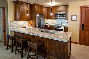 Eagle Springs East 1 & 2 Bedroom Condos