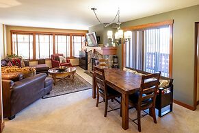 Eagle Springs East 1 & 2 Bedroom Condos
