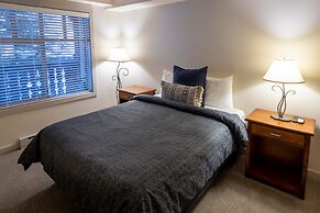 Eagle Springs East - 2 Bedroom Condos in Solitude UT