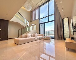 UH FLAT SIGNATURE DAEGU