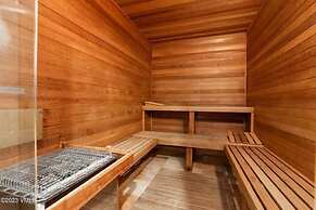 Beaver Creek Resort CO - Townsend Place & Strawberry Park Condos