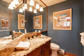 Beaver Creek Resort CO - Townsend Place & Strawberry Park Condos