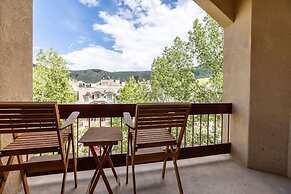 Beaver Creek Resort CO - Townsend Place & Strawberry Park Condos