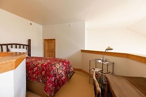 Beaver Creek Resort CO - Townsend Place & Strawberry Park Condos