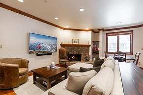 Beaver Creek Resort CO - Townsend Place & Strawberry Park Condos