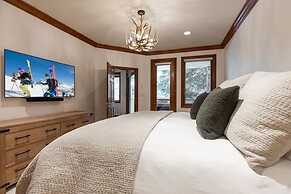 Beaver Creek Resort CO - Townsend Place & Strawberry Park Condos