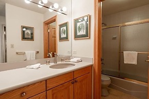 Beaver Creek Resort CO - Townsend Place & Strawberry Park Condos