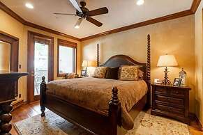 Beaver Creek Resort CO - Townsend Place & Strawberry Park Condos