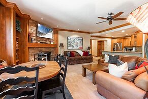 Beaver Creek Resort CO - Townsend Place & Strawberry Park Condos