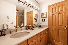 Beaver Creek Resort CO - Townsend Place & Strawberry Park Condos