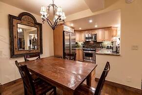 Vail Ski Resort - Luxury Condos