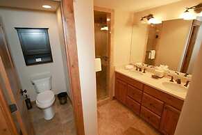 Vail Ski Resort - Villa Cortina Condos