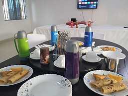 Naap Hotel & Guest House