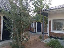 Naap Hotel & Guest House