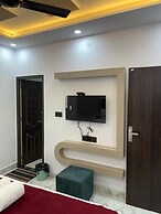 Yatri Nivas By Sarvjeet Foundation