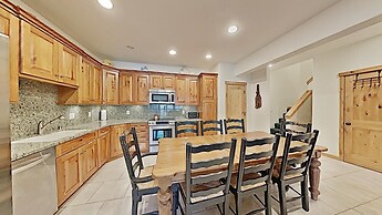 Mammoth Mountain Vacation Condos