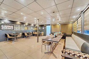 Treebo Vinayak Inn, Jagatpura