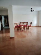 Treebo The Classic Highway Side