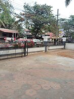 Treebo The Classic Highway Side