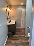 Oak Island 4BR Retreat