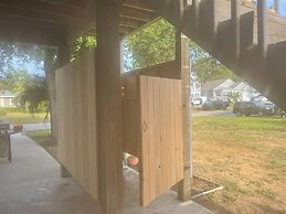 Oak Island 4BR Retreat