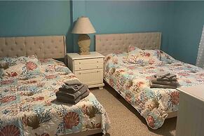 Oak Island 4BR Retreat