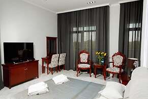 GIOWINE Hotel&Restaurant