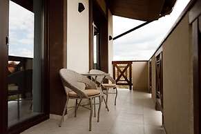 GIOWINE Hotel&Restaurant