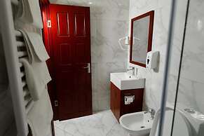 GIOWINE Hotel&Restaurant