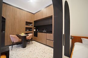 JAIS Home-Moon Apartment-Old Town/ Muzeului Square