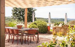 Luxury Farmhouse in Umbria-podere Montecani