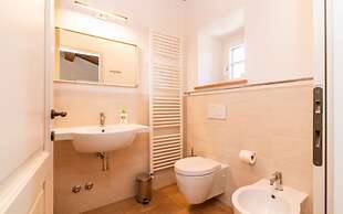 Luxury Farmhouse in Umbria-podere Montecani