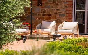 Luxury Farmhouse in Umbria-podere Montecani