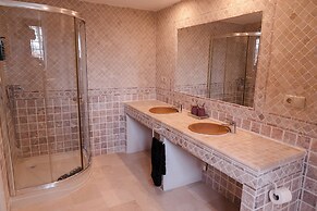 Vega de la Reina - Alojamientos