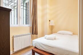 JOIVY Stylish Central Maisonette