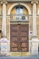 JOIVY Stylish Central Maisonette