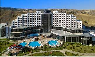 Armada Grannos Thermal Hotel & Convention Center