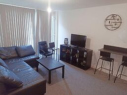 Leicester - Apartment - Sleeps 4 - 97ws