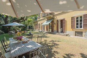 Villa Ca' Moneta Albavilla