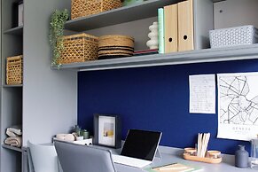 Student Only Trapezium