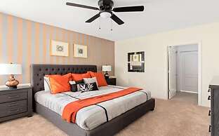 Solterra Resort!! Spacious House With Game Room, Private Pool and Movi