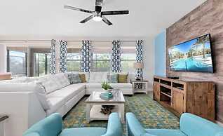 Solterra Resort!! Spacious House With Game Room, Private Pool and Movi