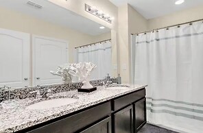 Solterra Resort!! Spacious House With Game Room, Private Pool and Movi