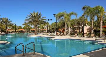 Solterra Resort!! Spacious House With Game Room, Private Pool and Movi